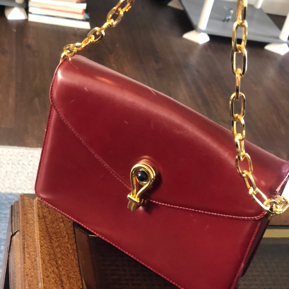 Red Leather Gucci Purse - Picture 2 of 9